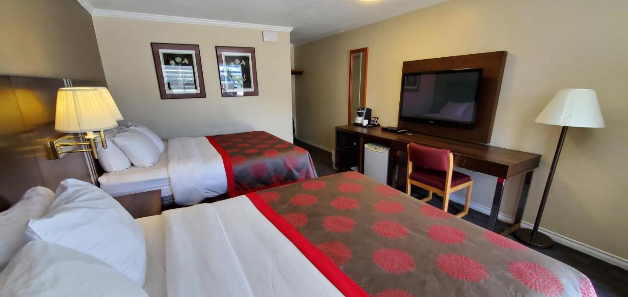 Grand Forks Inn المظهر الخارجي الصورة